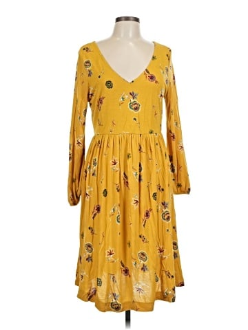 Old Navy Casual Dress (view 1)