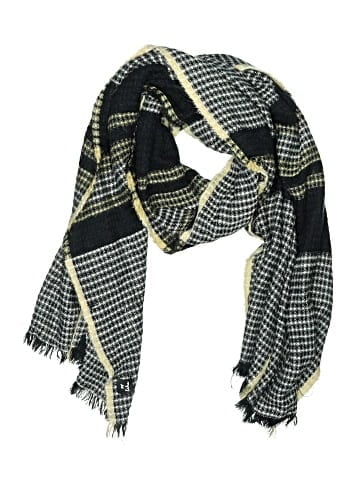 Echo Scarf (view 1)
