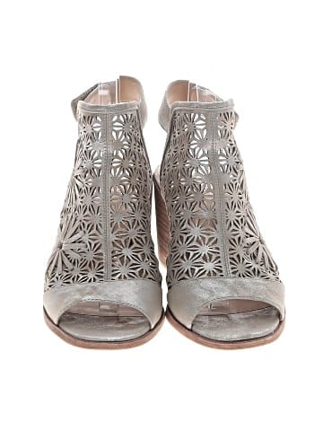 Vince Camuto Sandals (view 2)