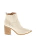 Universal Thread Ivory Ankle Boots Size 9 1/2 - photo 1