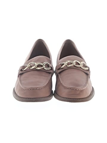 Crown Vintage Flats (view 2)
