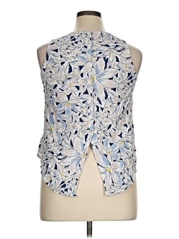 Fun2Fun Sleeveless Blouse (view 2)
