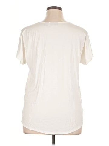 Adrienne Vittadini Short Sleeve T-Shirt (view 2)
