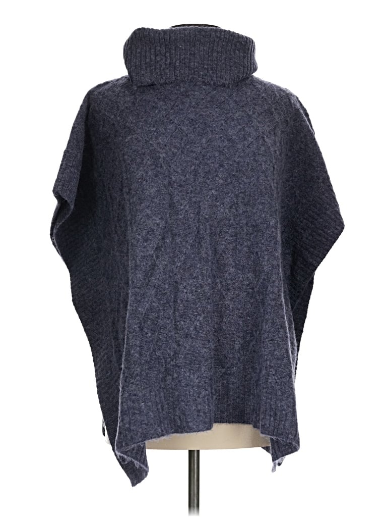 Pre-owned Mia + Tess Poncho In Blue