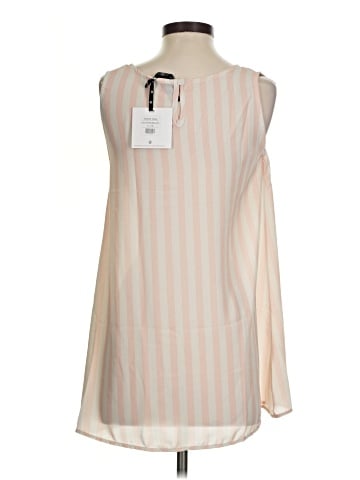 Agnes & Dora Sleeveless T-Shirt (view 2)