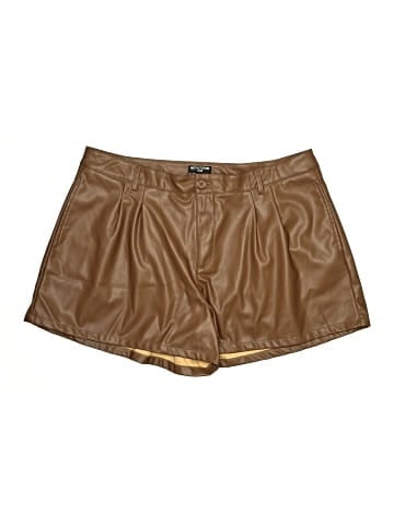PrettyLittleThing Shorts (view 1)