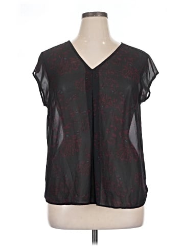 DR2 Short Sleeve Blouse (view 1)