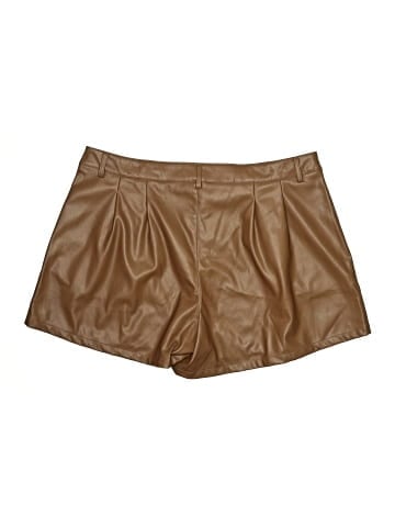 PrettyLittleThing Shorts (view 2)
