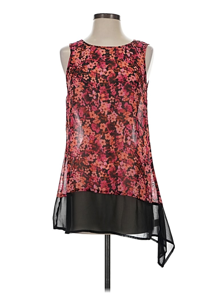 Pre-owned Tacera Sleeveless T-shirt In Red