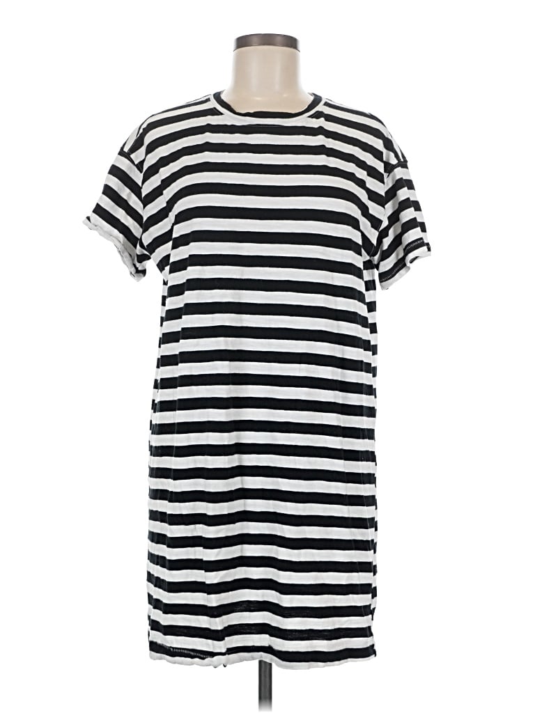 Pre-owned Old Navy Casual Dress In Black