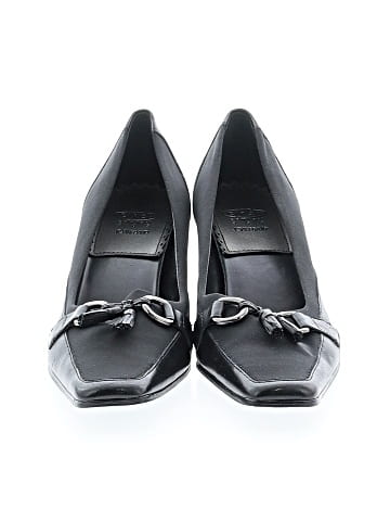 Joan & David Heels (view 2)