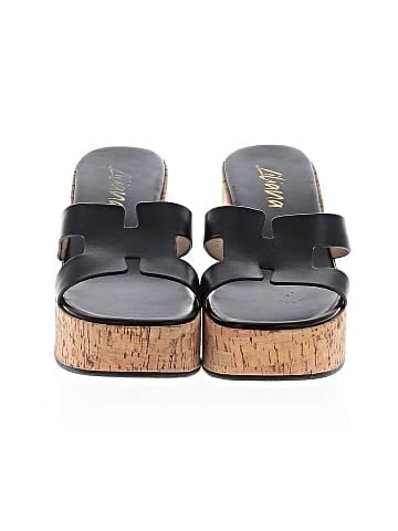 Liliana Wedges (view 2)