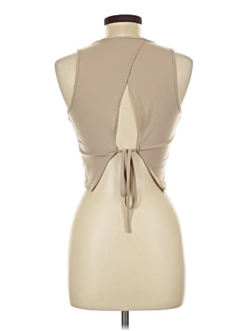 Discreet Sleeveless T-Shirt (view 2)