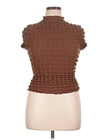 Almost Famous Short Sleeve Top (view 1)