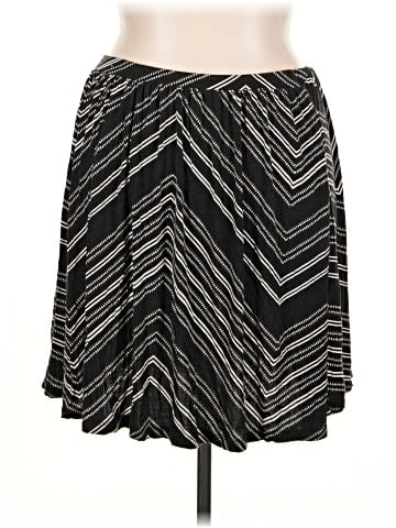 Old Navy Casual Skirt (view 2)