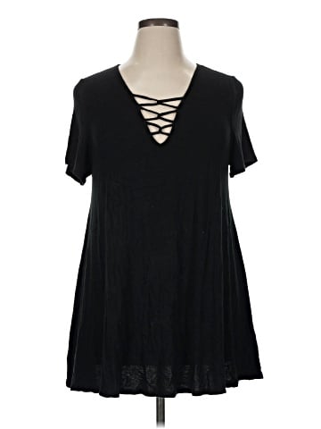 Misia Short Sleeve T-Shirt (view 1)