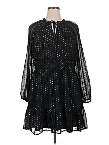 Old Navy Casual Dress (view 1)