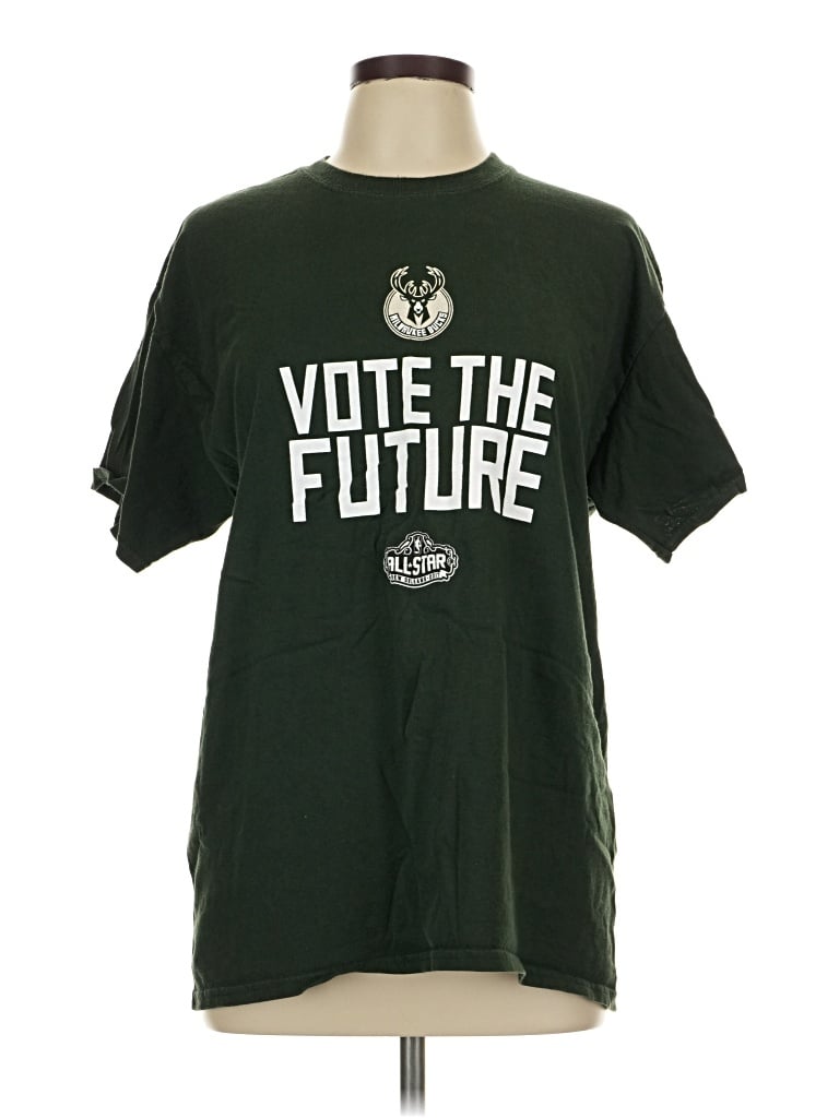 Pre-owned Gildan Short Sleeve T-shirt In Green