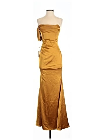 Miss Circle Cocktail Dress (view 1)