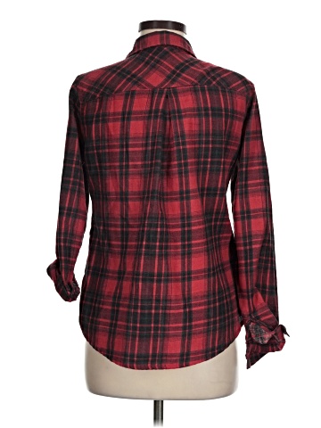 Maurices Long Sleeve Button-Down Shirt (view 2)