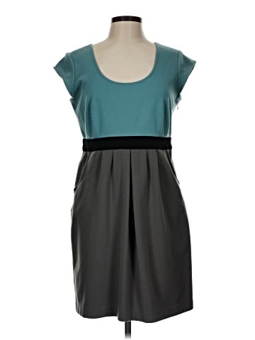 Old Navy Casual Dress (view 1)