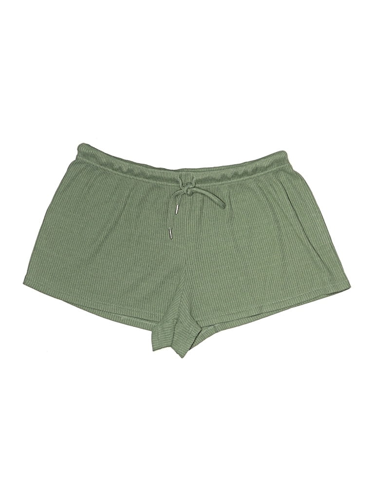 Pre-owned Primark Shorts In Green
