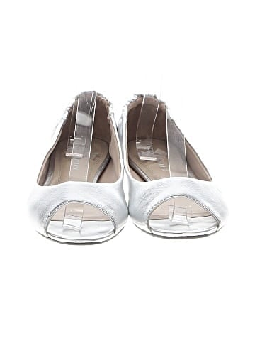 Ellen Tracy Flats (view 2)