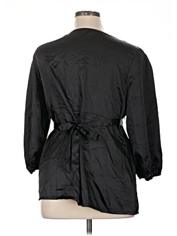 The Limited 3/4 Sleeve Top (view 2)