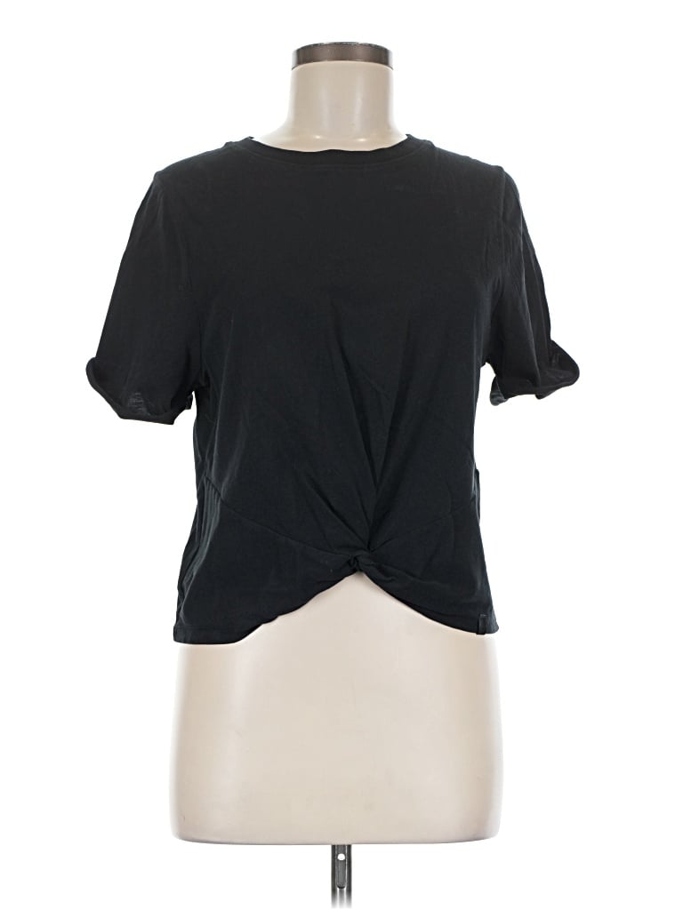 Pre-owned Fabletics Short Sleeve T-shirt In Black