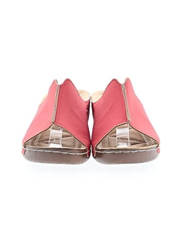 Unbranded Wedges (view 2)