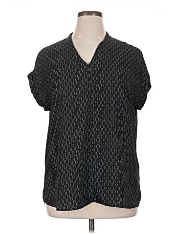 Pleione Short Sleeve Blouse (view 1)
