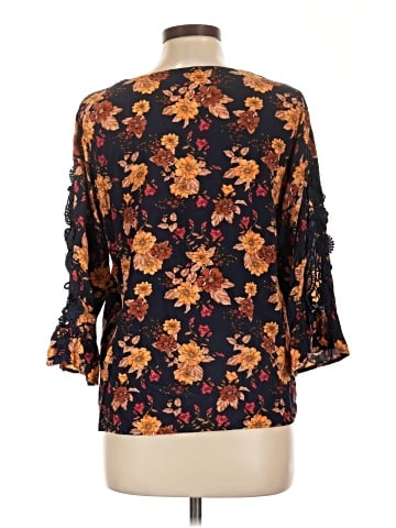 Rusttydustty 3/4 Sleeve Blouse (view 2)