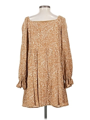 Savanna Jane Casual Dress (view 2)