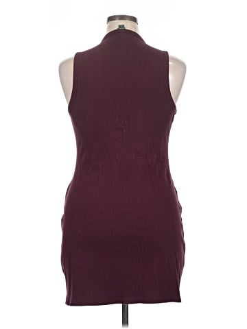 Wild Fable Sleeveless Button-Down Shirt (view 2)