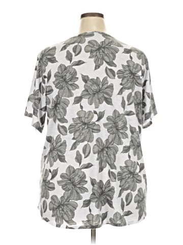 Knapp Studio Short Sleeve T-Shirt (view 2)