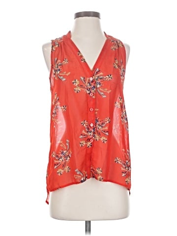 Eight Sixty Sleeveless Blouse (view 1)
