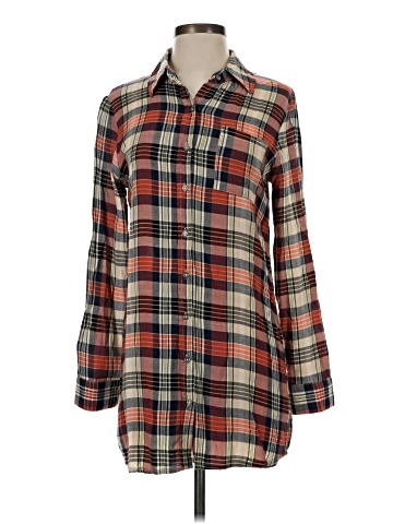 Chelsea & Violet Long Sleeve Button-Down Shirt (view 1)