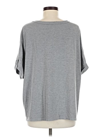 Unbranded 3/4 Sleeve T-Shirt (view 2)