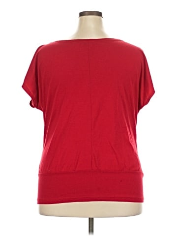 Julie's Closet Short Sleeve Top (view 2)