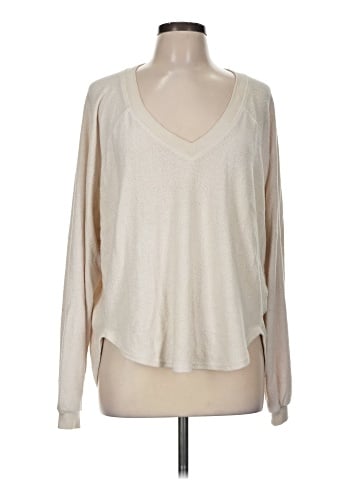 Urban Outfitters Long Sleeve T-Shirt (view 1)