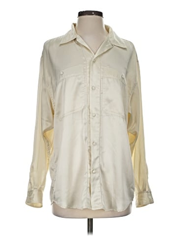 Lizwear by Liz Claiborne Long Sleeve Button-Down Shirt (view 1)
