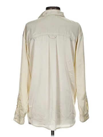 Lizwear by Liz Claiborne Long Sleeve Button-Down Shirt (view 2)