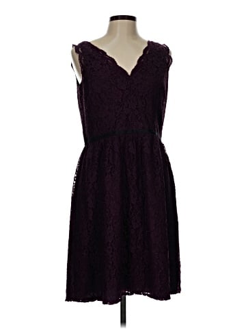 Ann Taylor LOFT Outlet Cocktail Dress (view 1)