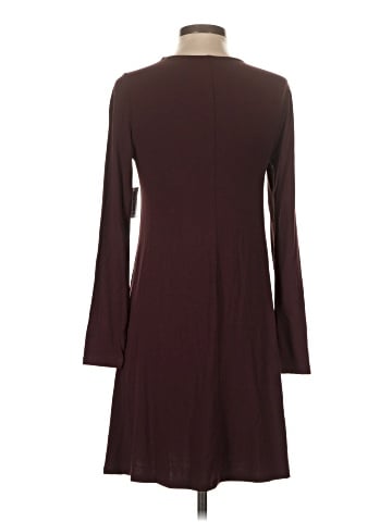 Old Navy Casual Dress (view 2)