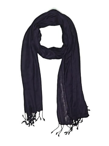Cejon Scarf (view 1)