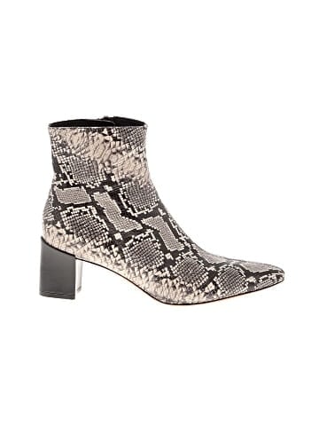 Vince. Ankle Boots (view 1)