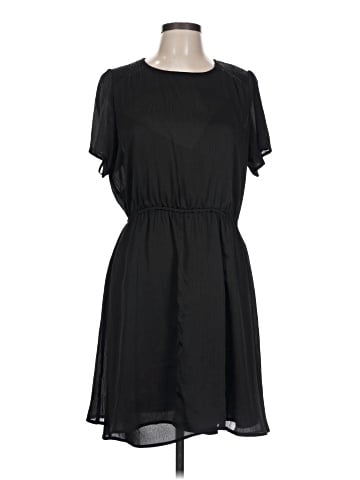 Old Navy Casual Dress (view 1)