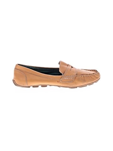 Unbranded Flats (view 1)