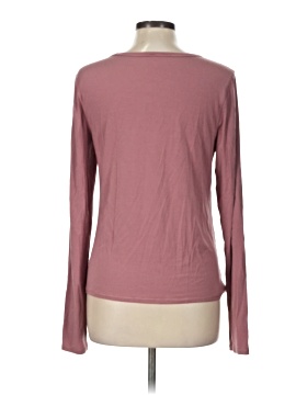 Lululemon Athletica Long Sleeve T-Shirt (view 2)