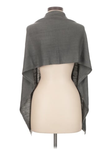 Simply Noelle Poncho (view 2)